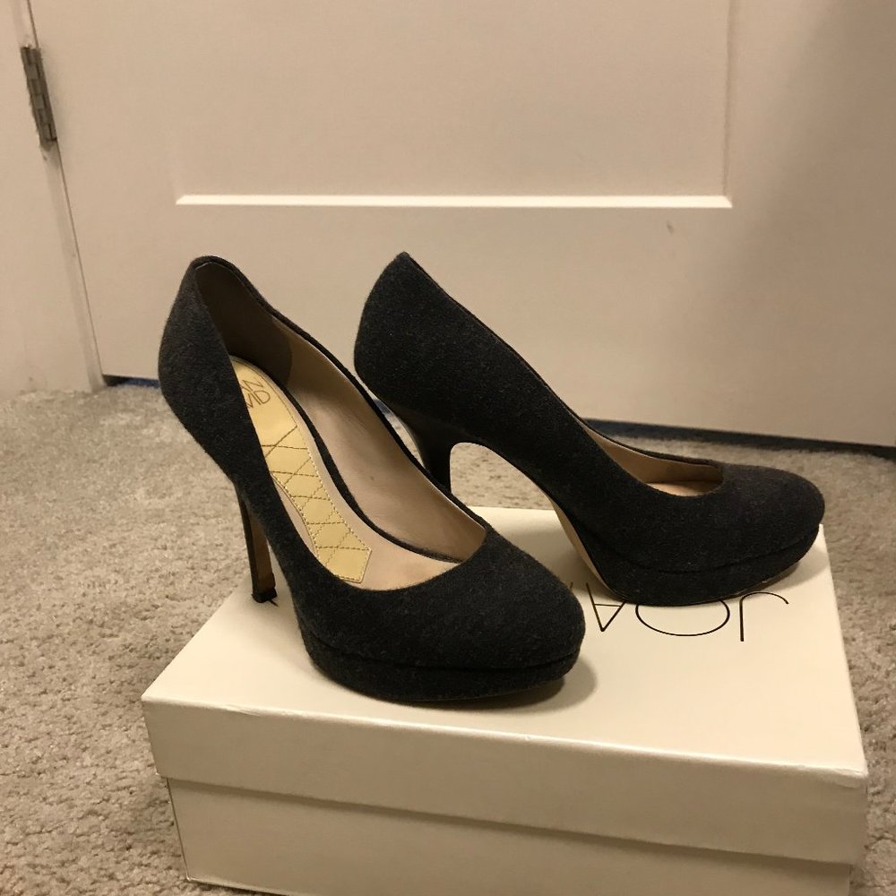 Joan and David pumps